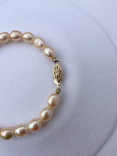 Load image into Gallery viewer, #400 - 7”, 14kt Yellow Gold, Chinese Freshwater Pearl Bracelet