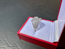 Load image into Gallery viewer, #712 - 10kt Yellow Gold, 1.00CT Diamond Cluster Ring, Size 7