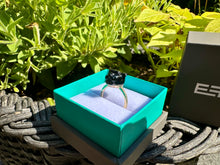 Load image into Gallery viewer, #719 - EFFY 14kt Yellow Gold, Onyx & Diamond Panther Ring, Size 7