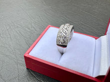 Load image into Gallery viewer, #654 - 14kt White Gold, .47ct Diamond, Size 7