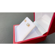 Load image into Gallery viewer, #565 - .60 Carat TW - VS Diamond Screwback Studs - 14kt Yellow Gold