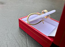 Load image into Gallery viewer, #628 - 14kt Yellow Diamond, .17Ct Diamond Clutch Back Earrings