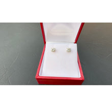 Load image into Gallery viewer, #565 - .60 Carat TW - VS Diamond Screwback Studs - 14kt Yellow Gold