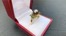 Load image into Gallery viewer, #374 - 14k Yellow Gold, Black Akoya Pearl & Emerald Ring, Size 7 3/4