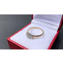 Load image into Gallery viewer, #490 - 14k Yellow Gold, Past Present Future Style Engagement Ring, Size 6 1/4