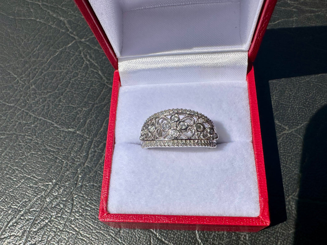 #656 - 10kt White Gold, .37CT Custom Diamond Ring, Size 6 3/4