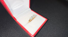 Load image into Gallery viewer, #453 - 14k Yellow Gold, .95 CTW Diamond Ring, Size 5
