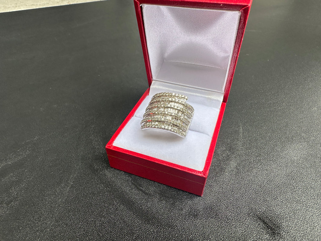 #731 - 10k White Gold, 2.00 Carat Diamond Ring, Size 7