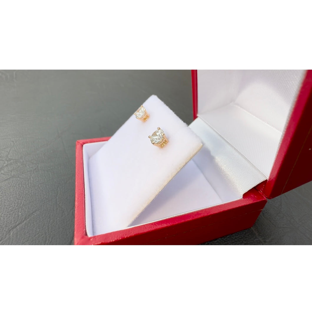 #565 - .60 Carat TW - VS Diamond Screwback Studs - 14kt Yellow Gold