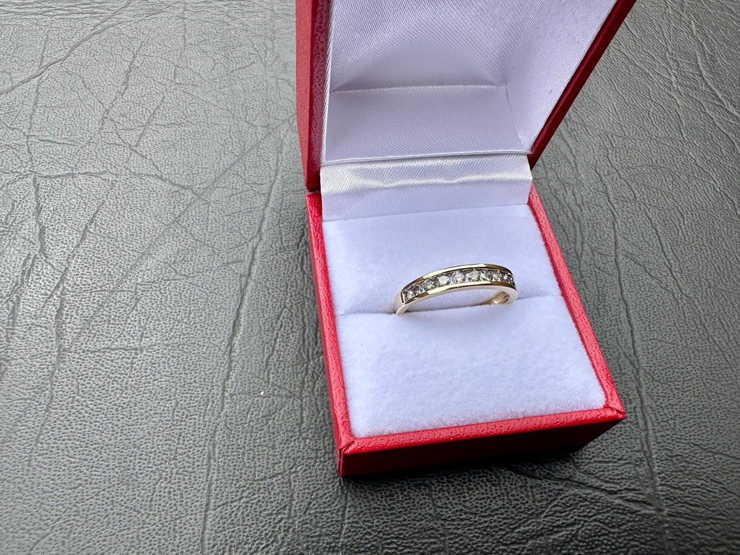 #697 - 10kt Yellow Gold, .37ct Diamond Band, Size 7 3/4