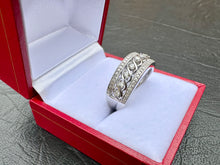 Load image into Gallery viewer, #654 - 14kt White Gold, .47ct Diamond, Size 7
