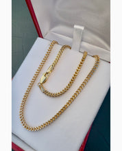 Load image into Gallery viewer, #568 - 10k Yellow Gold, 24” Diamond Cut Franco Chain

