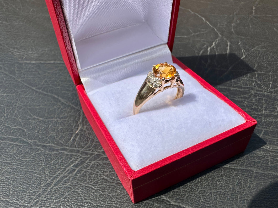 #655 - 10kt Yellow Gold, Citrine & Diamond Ring, Size 7