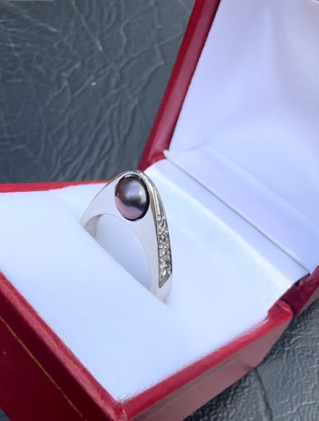 #072 - Akoya Cultured Pearl & Diamond Ring, Size 6