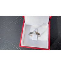 Load image into Gallery viewer, #459 - 10k White Gold, VS Natural Diamond Engagement Ring, Size 6 1/2
