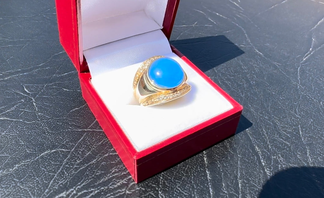 #314 - 14k Yellow Gold, Blue Jadeite & Diamond Ring. Size 6.