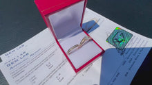 Load and play video in Gallery viewer, #633 - 1.02 Carat VS Diamond Wedding Set, Rose Gold Size 5
